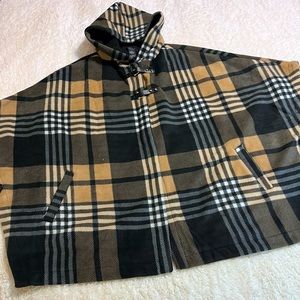 NWT Rachel Roy Checkered Hooded Poncho with Leather details. Size L/XL